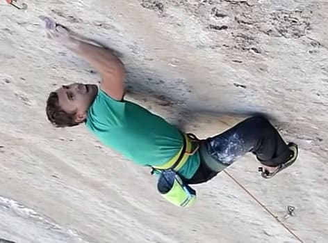 Video: The Climbing Technique and Mastery of Jonathan Siegrist
