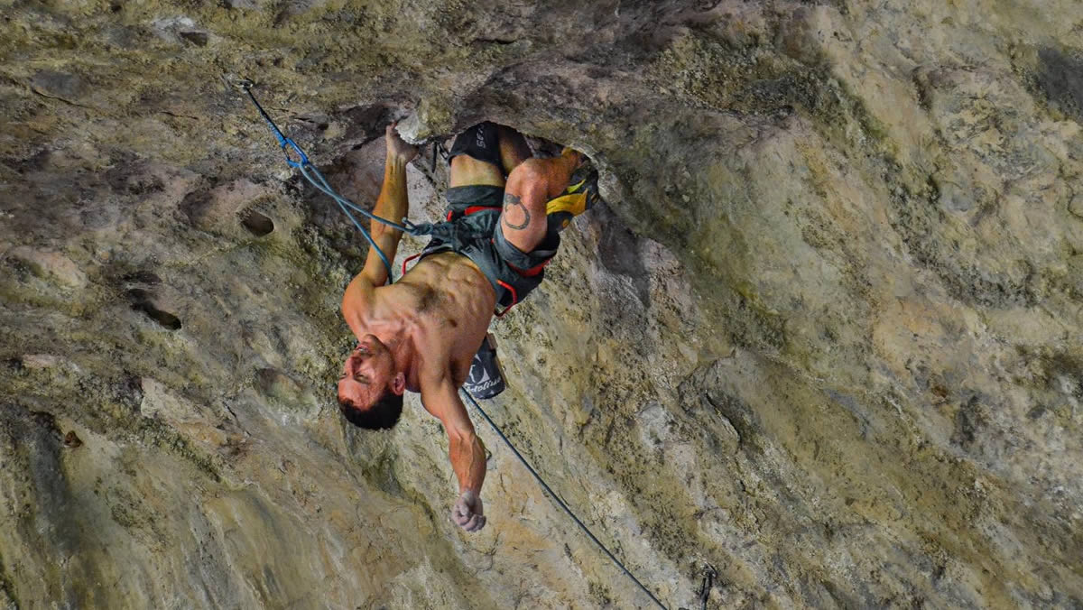 How Jonathan Siegrist Trains to Crush 5.15 Climbs!