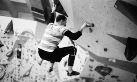 Power Bouldering for Dynamic Drive on the Wall